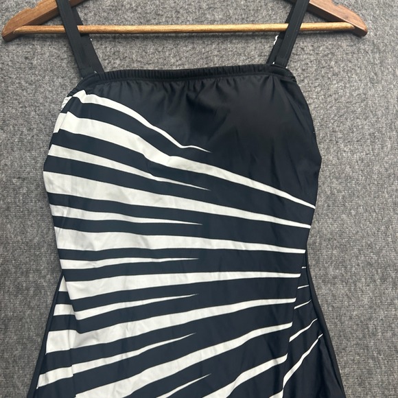 Venus Swimsuit One Piece Size 12 Black White Zebra Striped Bathing 90s - Picture 4 of 9